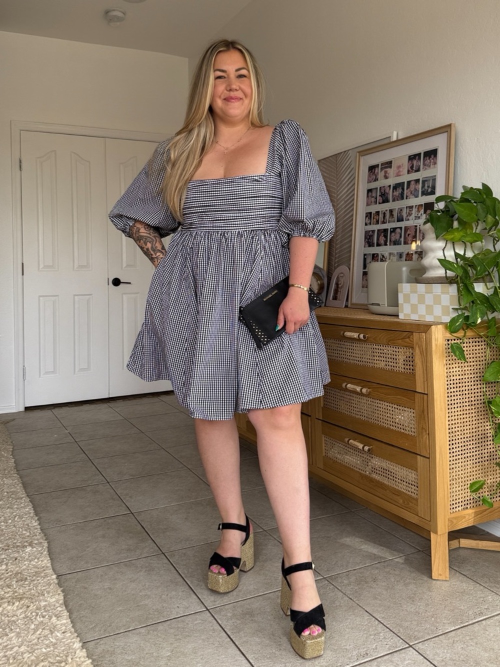 Abercrombie & Fitch Black Gingham Puff-Sleeve Dress